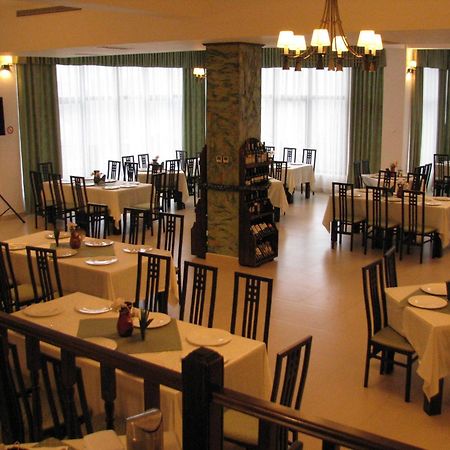 Hotel Orizont Călimăneşti Dış mekan fotoğraf