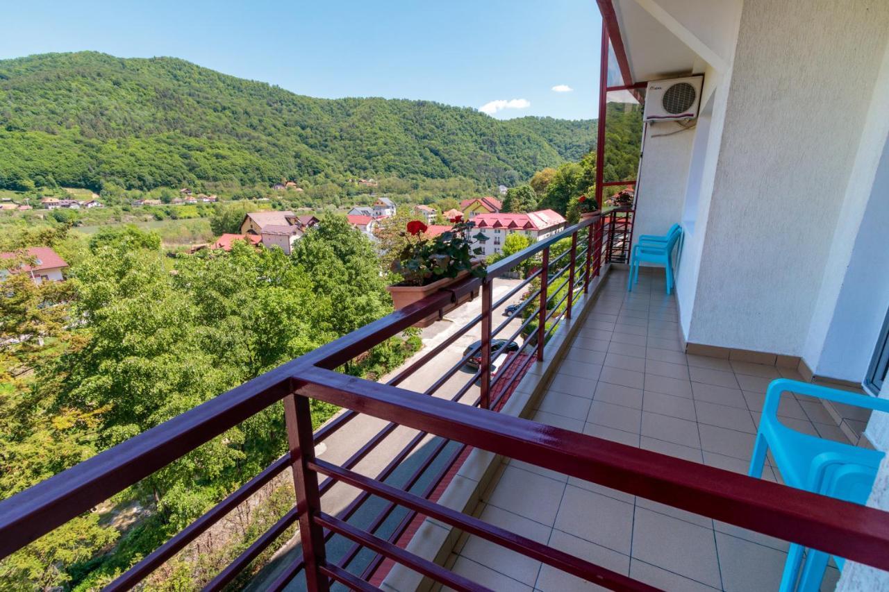 Hotel Orizont Călimăneşti Dış mekan fotoğraf