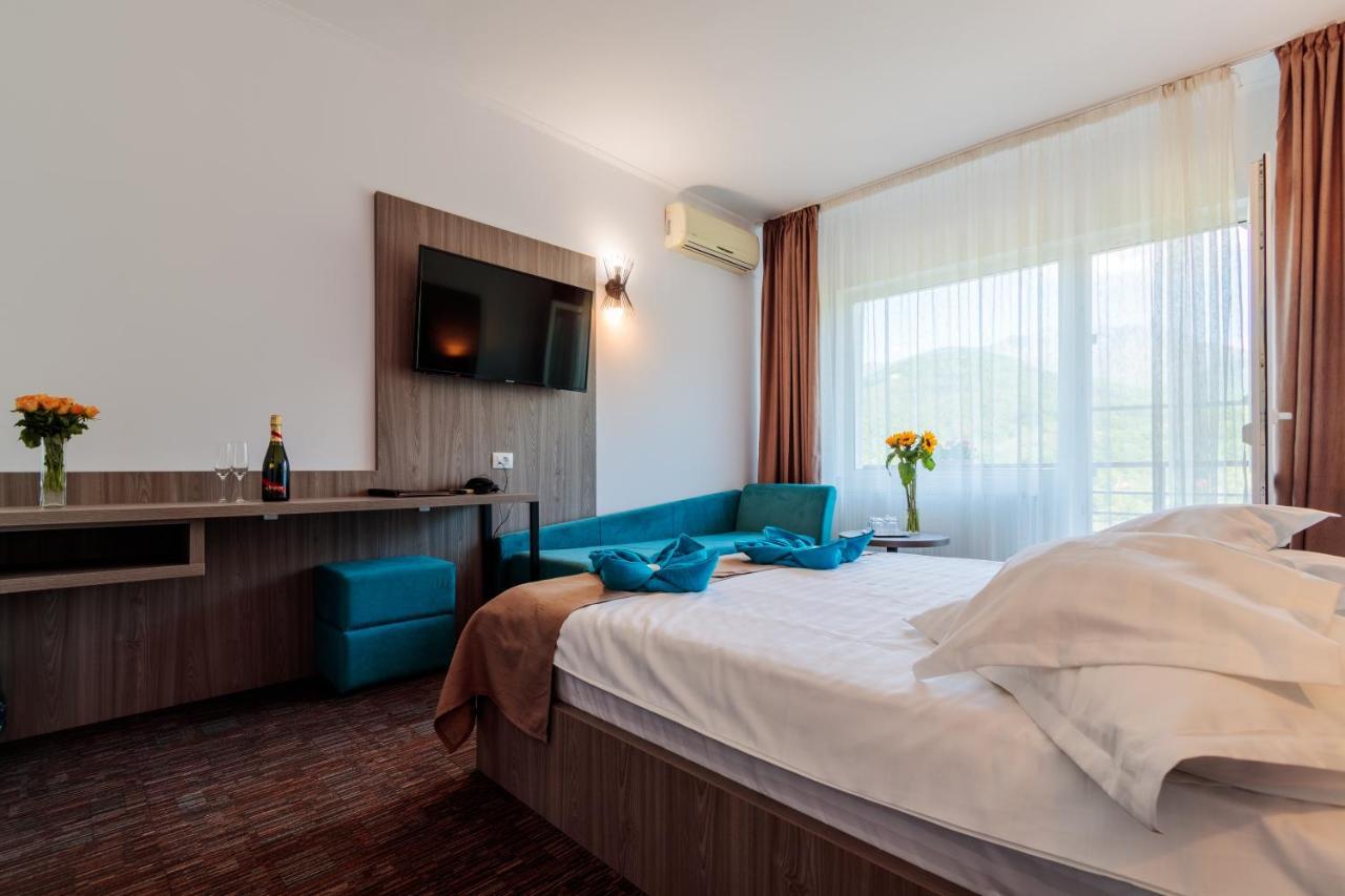 Hotel Orizont Călimăneşti Dış mekan fotoğraf