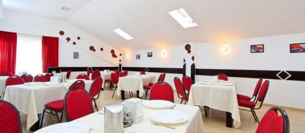 Hotel Orizont Călimăneşti Dış mekan fotoğraf