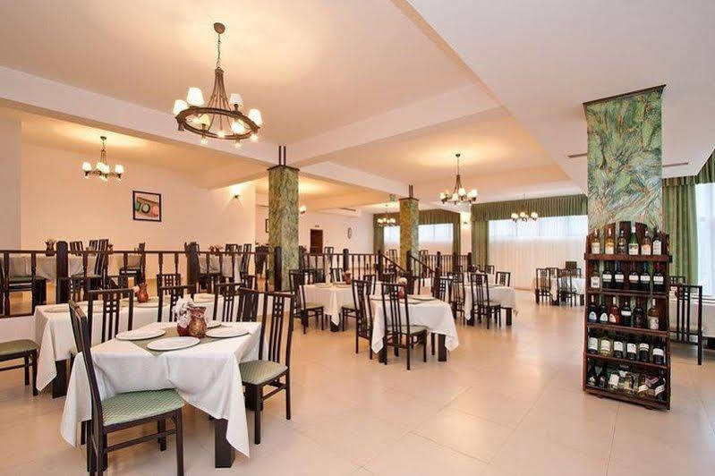 Hotel Orizont Călimăneşti Dış mekan fotoğraf