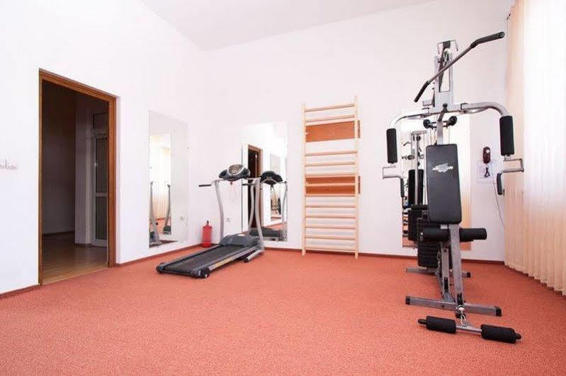 Hotel Orizont Călimăneşti Dış mekan fotoğraf